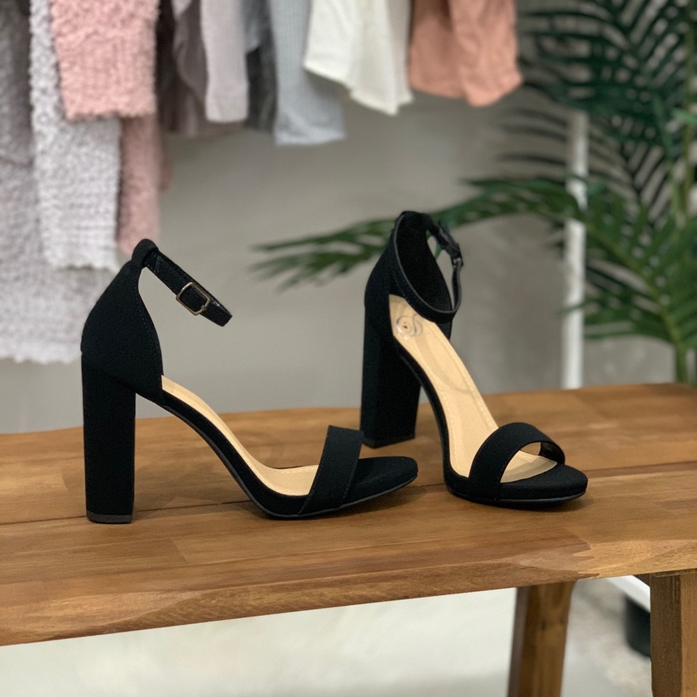 Taylor - Black Ankle Strap Heels - Picture 4 of 4